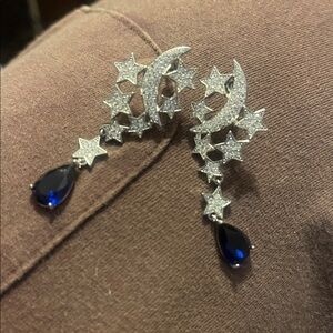 Moon n star silver pierced earrings with beautiful faux blue crystal